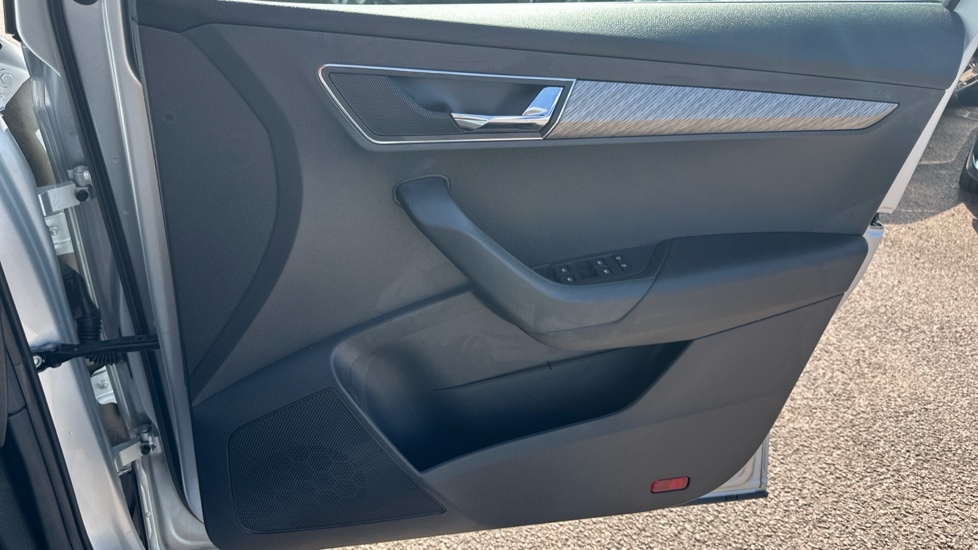 Used Skoda Karoq 2024 for sale - 76869450: Photo 34