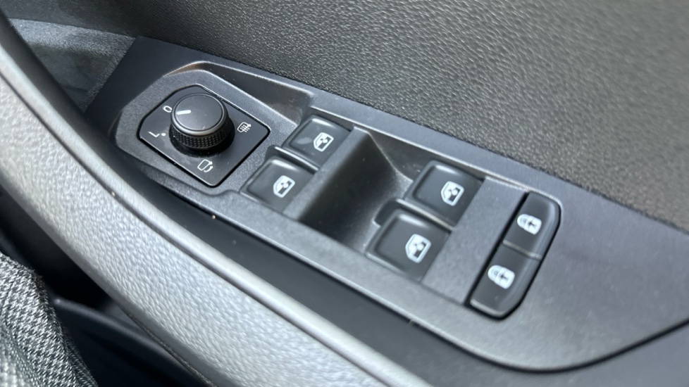 Used Skoda Karoq 2024 for sale - 76869450: Photo 35