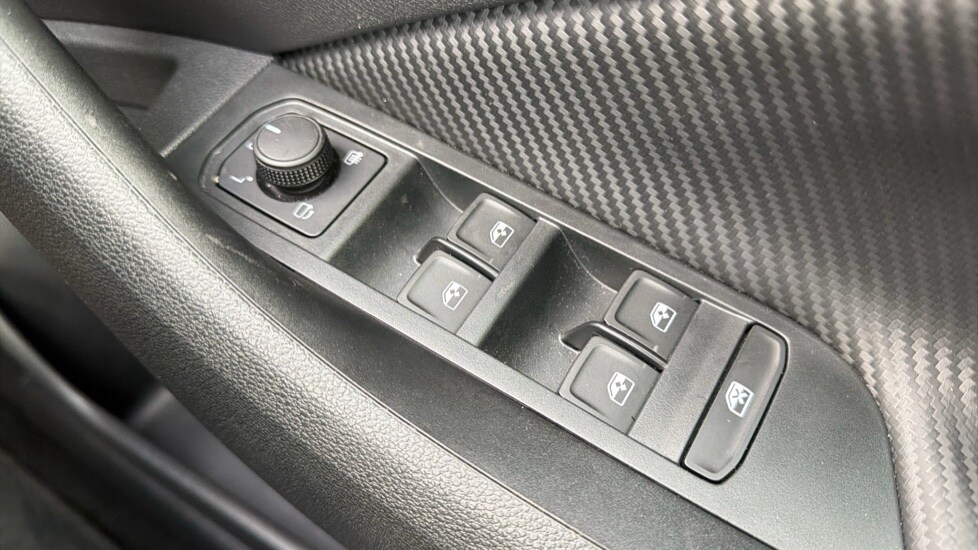 Used Skoda Kamiq 2025 for sale - 76229337: Photo 33