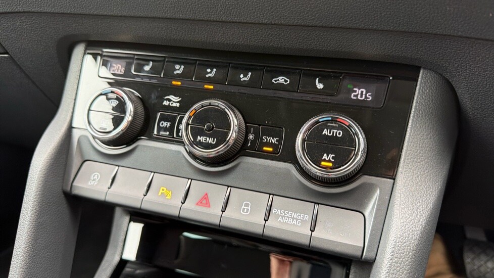 Used Skoda Karoq 2025 for sale - 76221810: Photo 23