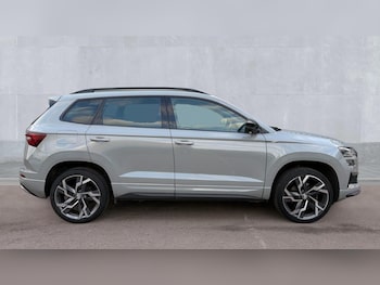 Used Skoda Karoq 2023 for sale - 77013030: Photo