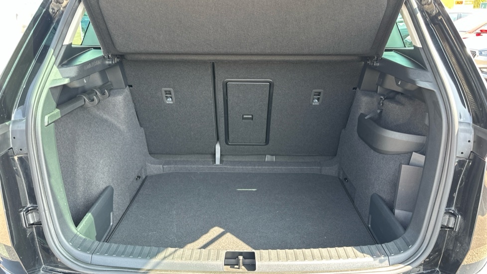 Used Skoda Karoq 2024 for sale - 76868761: Photo 16