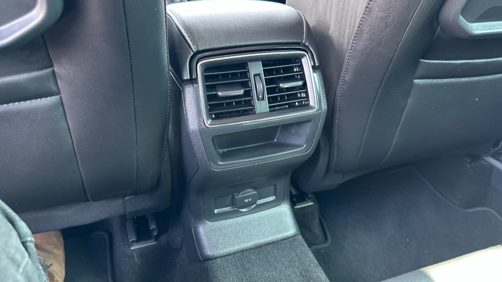 Used Skoda Karoq 2024 for sale - 76868761: Photo 31