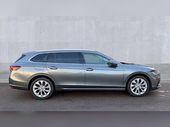 Used Skoda Superb 2025 for sale - 77013127: Photo