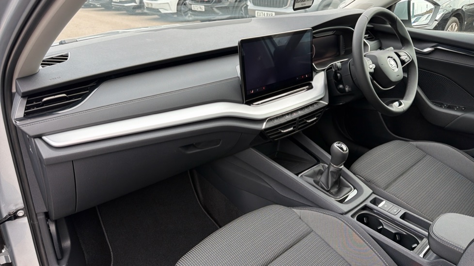 Used Skoda Octavia 2024 for sale - 76870092: Photo 2