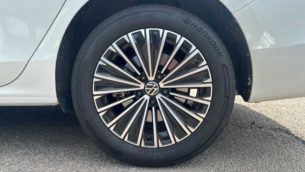 Used Volkswagen Passat 2024 for sale - 76868597: Photo 18