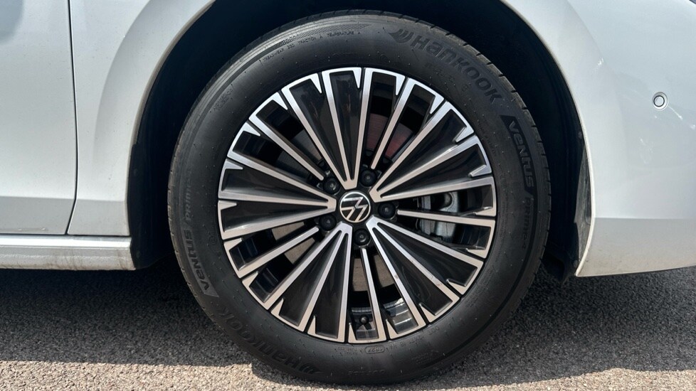 Used Volkswagen Passat 2024 for sale - 76868597: Photo 20