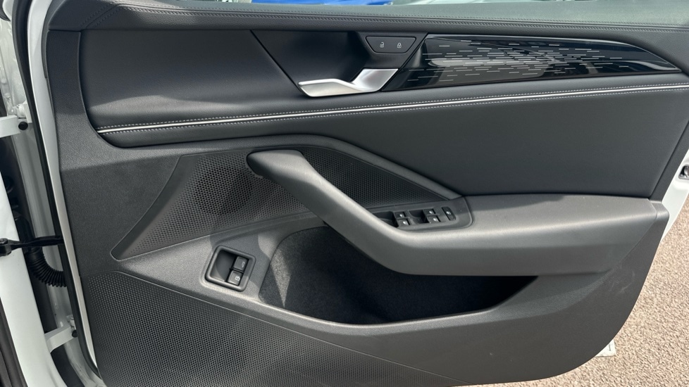 Used Volkswagen Passat 2024 for sale - 76868597: Photo 29