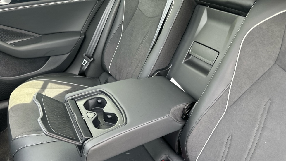 Used Volkswagen Passat 2024 for sale - 76868597: Photo 41