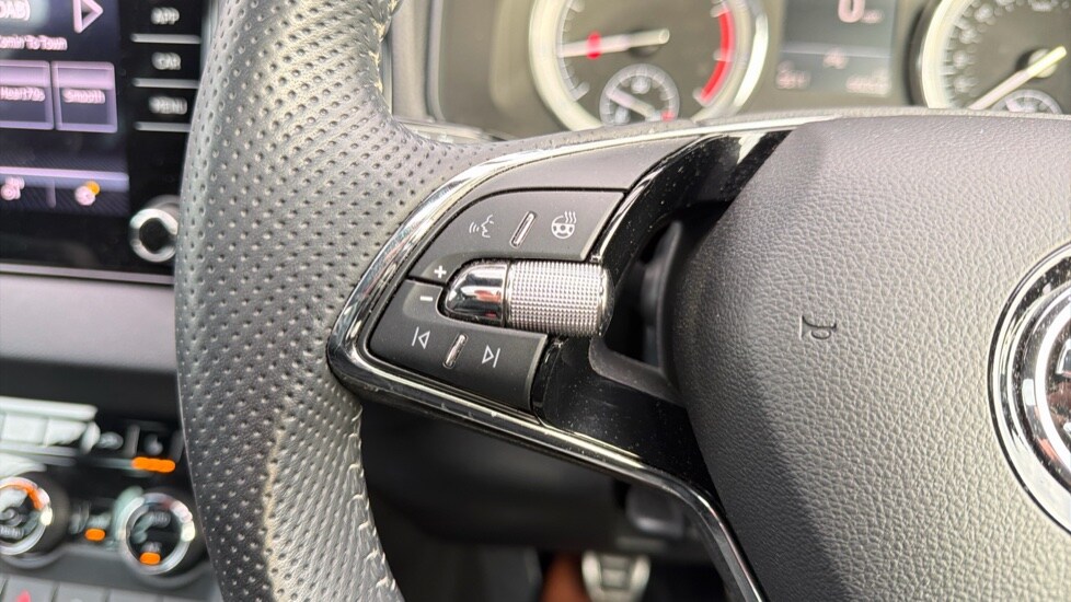 Used Skoda Karoq 2022 for sale - 76873038: Photo 34