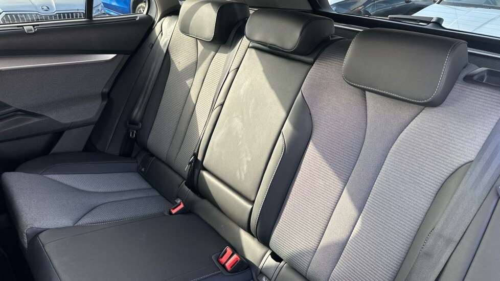 Used Skoda Enyaq 2025 for sale - 75843777: Photo 15