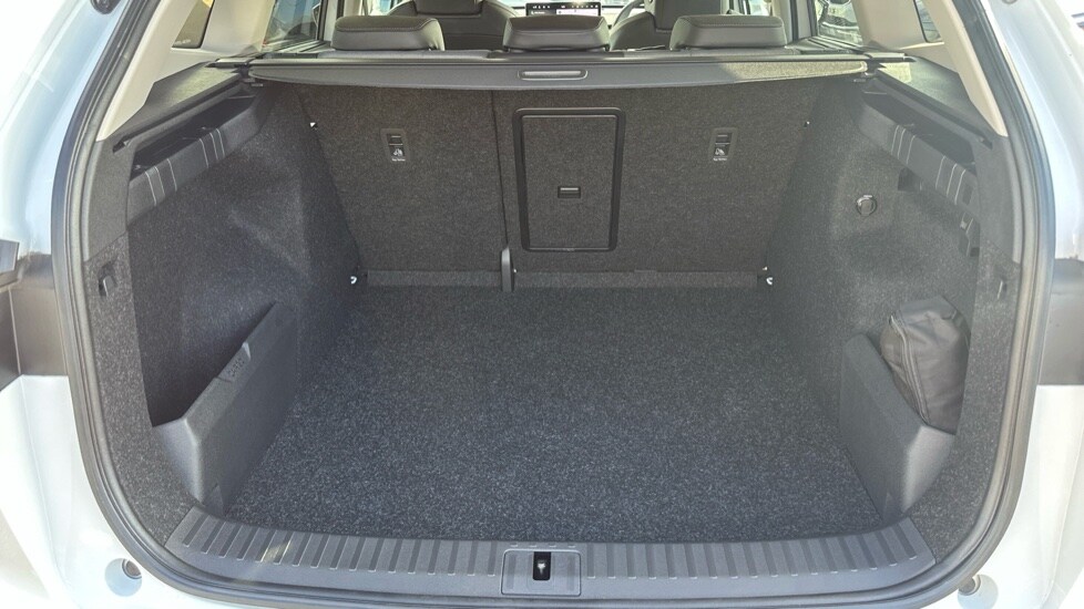 Used Skoda Enyaq 2025 for sale - 75843777: Photo 16