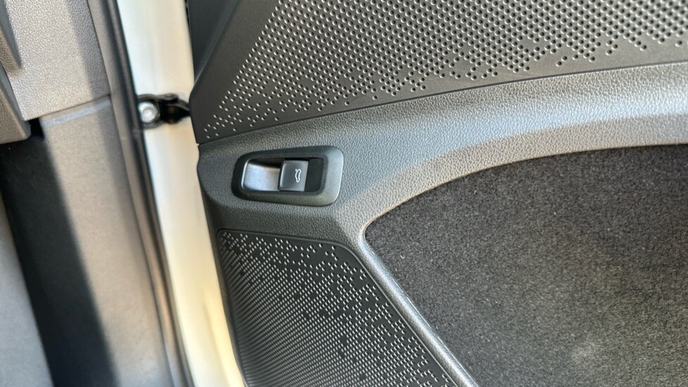 Used Skoda Enyaq 2025 for sale - 75843777: Photo 30