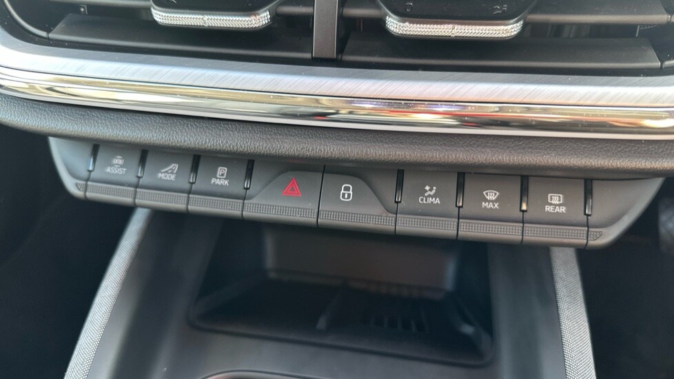 Used Skoda Enyaq 2025 for sale - 75843777: Photo 32