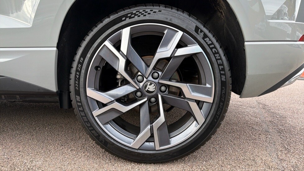 Used Skoda Karoq 2025 for sale - 76869934: Photo 18