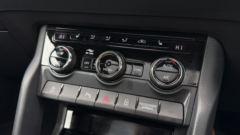 Used Skoda Karoq 2025 for sale - 76869934: Photo 32