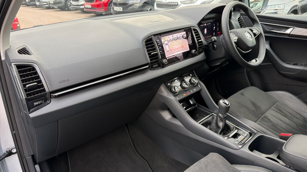 Used Skoda Karoq 2024 for sale - 76014897: Photo 2