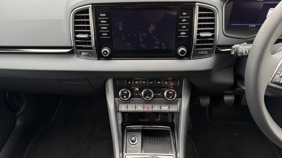 Used Skoda Karoq 2025 for sale - 76871317: Photo 13