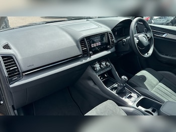 Used Skoda Karoq 2024 for sale - 75481023: Photo