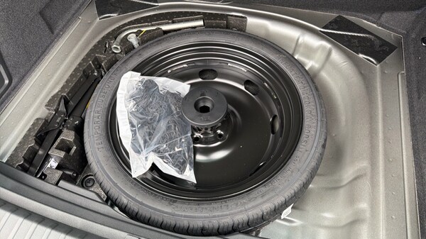 Used Skoda Karoq 2025 for sale - 76272941: Photo 27