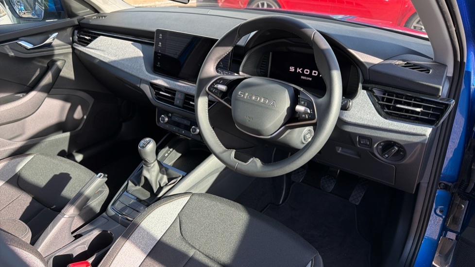 Used Skoda Kamiq 2025 for sale - 76870698: Photo 6