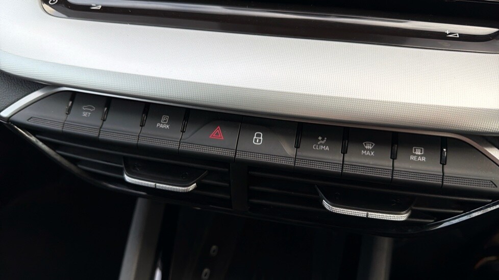 Used Skoda Octavia 2024 for sale - 76154722: Photo 32