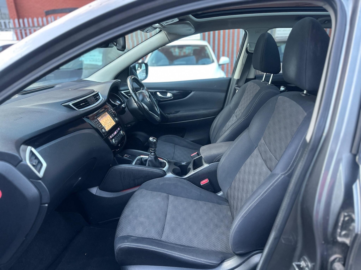 Used Nissan Qashqai for sale - 77793602: Photo 11