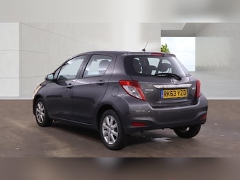 Used Toyota Yaris 2013 for sale - 78734867: Photo
