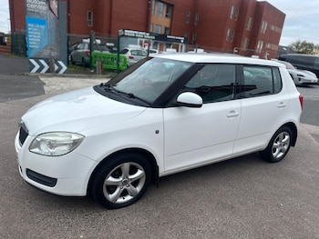 Used Skoda Fabia 2010 for sale - 77605052: Photo