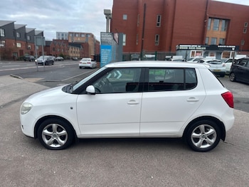 Used Skoda Fabia 2010 for sale - 77605052: Photo
