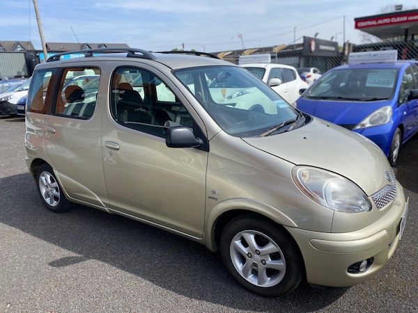 Used Toyota Yaris Verso 2004 for sale - 76314531: Photo 13