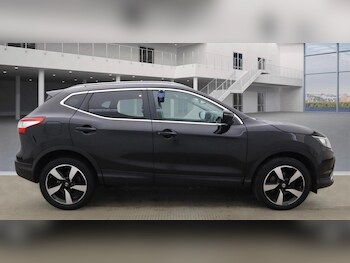 Used Nissan Qashqai 2015 for sale - 77016430: Photo