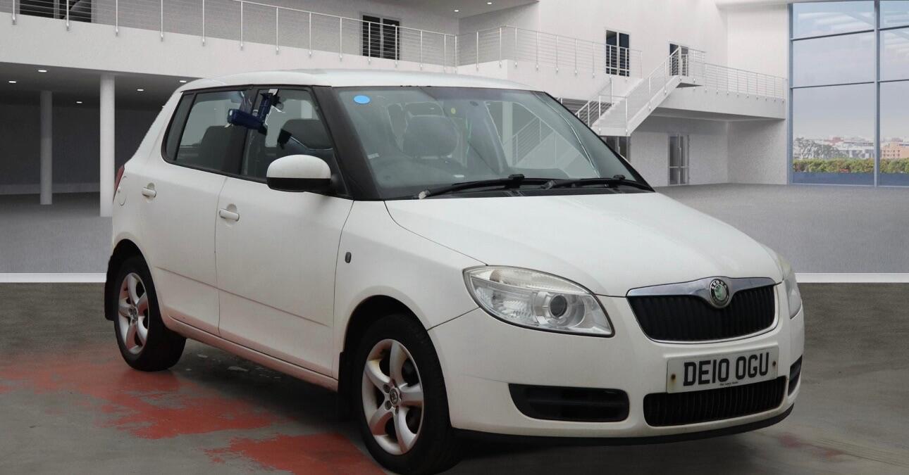 Used Skoda Fabia 2010 for sale - 76371583: Photo 2
