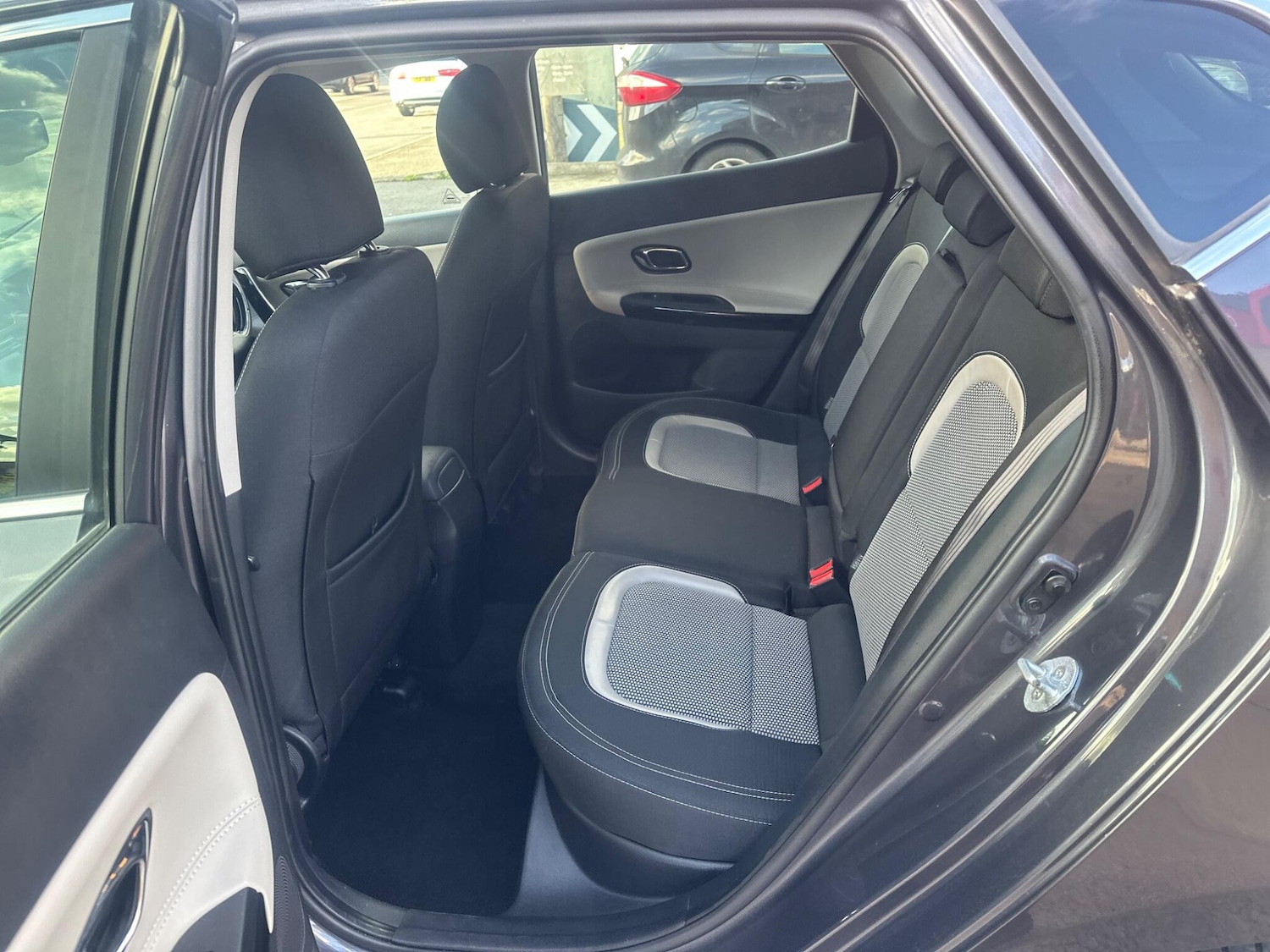 Used Kia Ceed 2014 for sale - 76336239: Photo 35