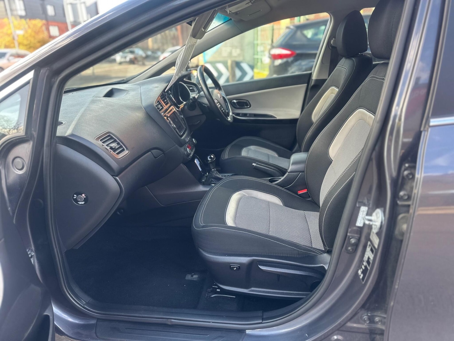 Used Kia Ceed 2014 for sale - 76336239: Photo 44