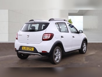 Used Dacia Sandero Stepway 2015 for sale - 78804879: Photo