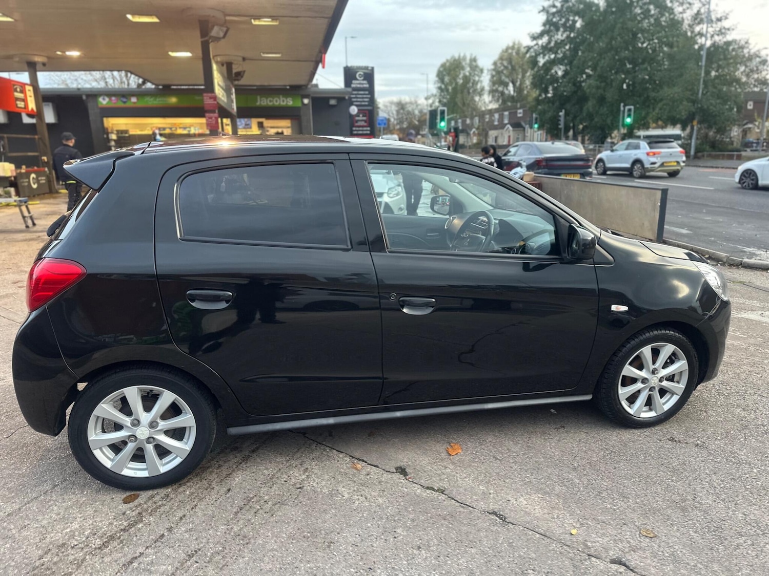 Used Mitsubishi Mirage 2013 for sale - 76993177: Photo 5