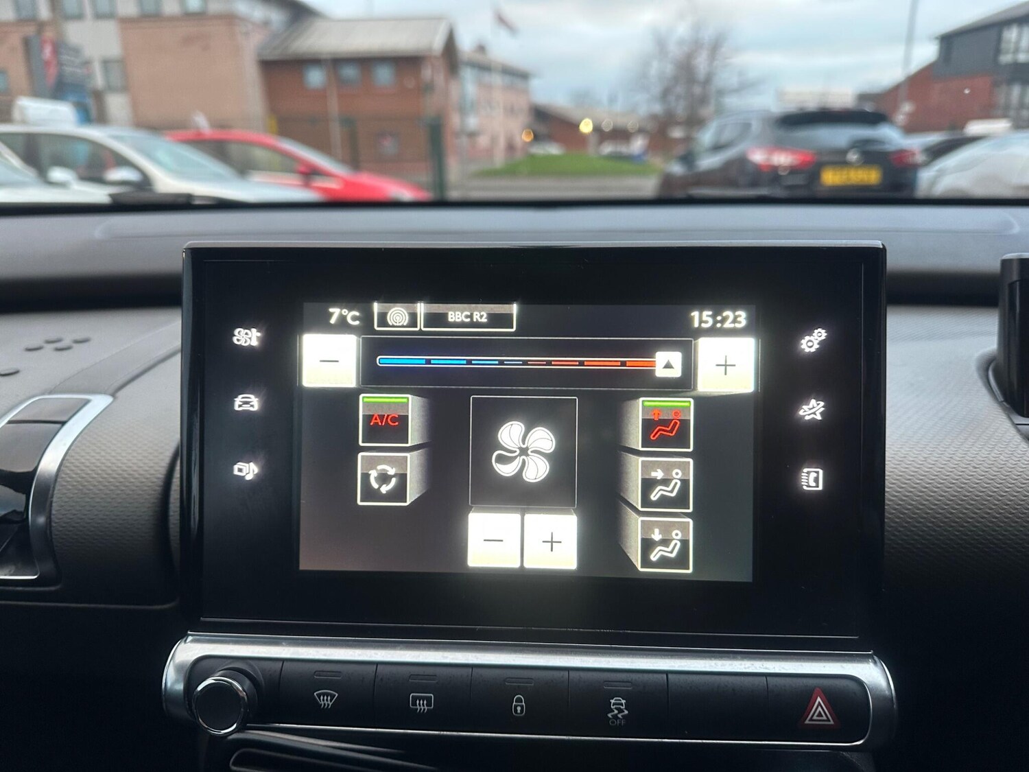 Used Citroen C4 Cactus 2015 for sale - 77605045: Photo 11