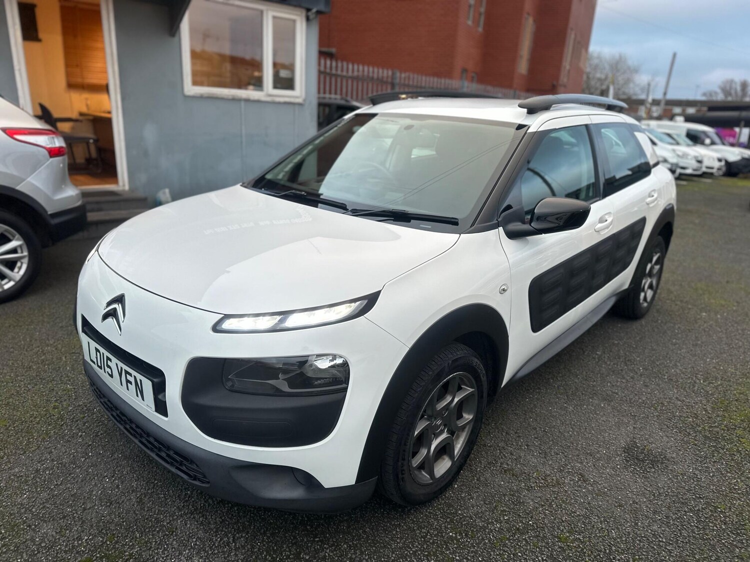 Used Citroen C4 Cactus 2015 for sale - 77605045: Photo 16