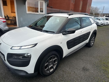 Used Citroen C4 Cactus 2015 for sale - 77605045: Photo