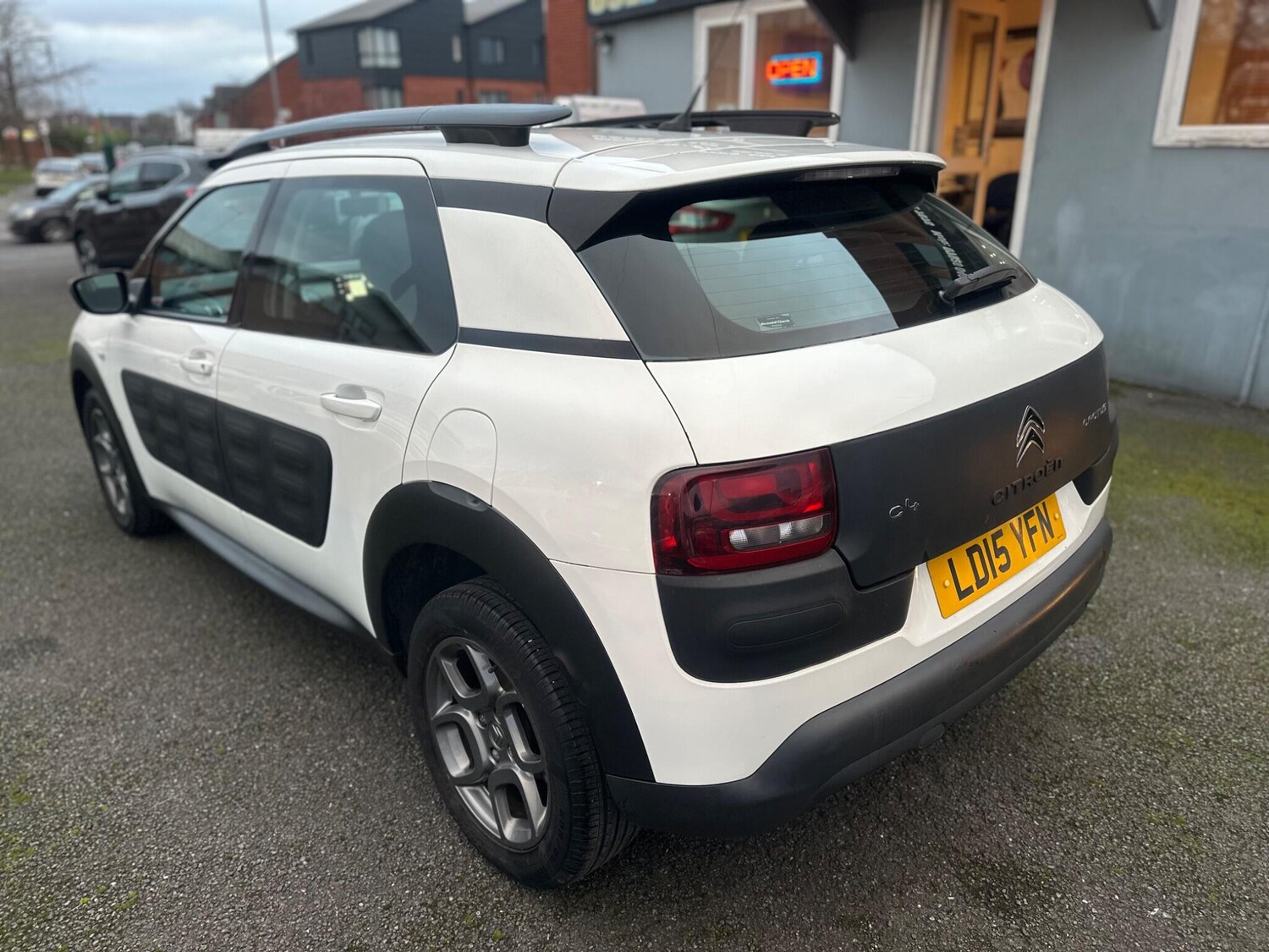 Used Citroen C4 Cactus 2015 for sale - 77605045: Photo 20