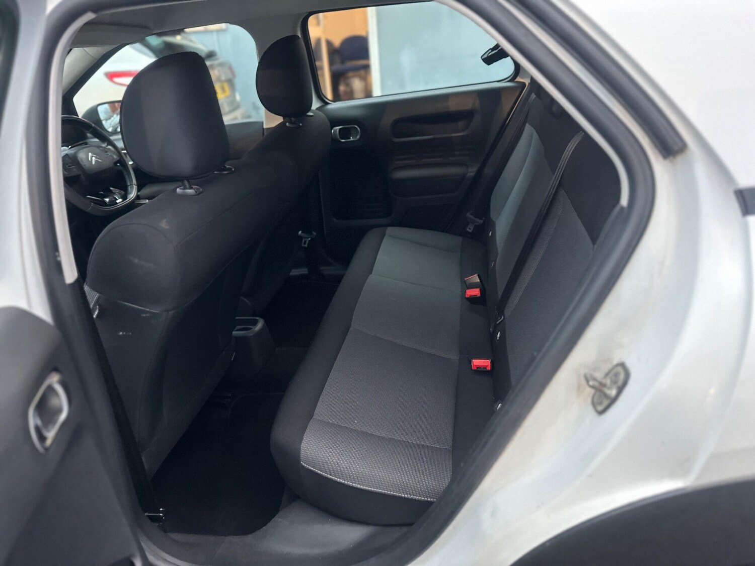 Used Citroen C4 Cactus 2015 for sale - 77605045: Photo 24