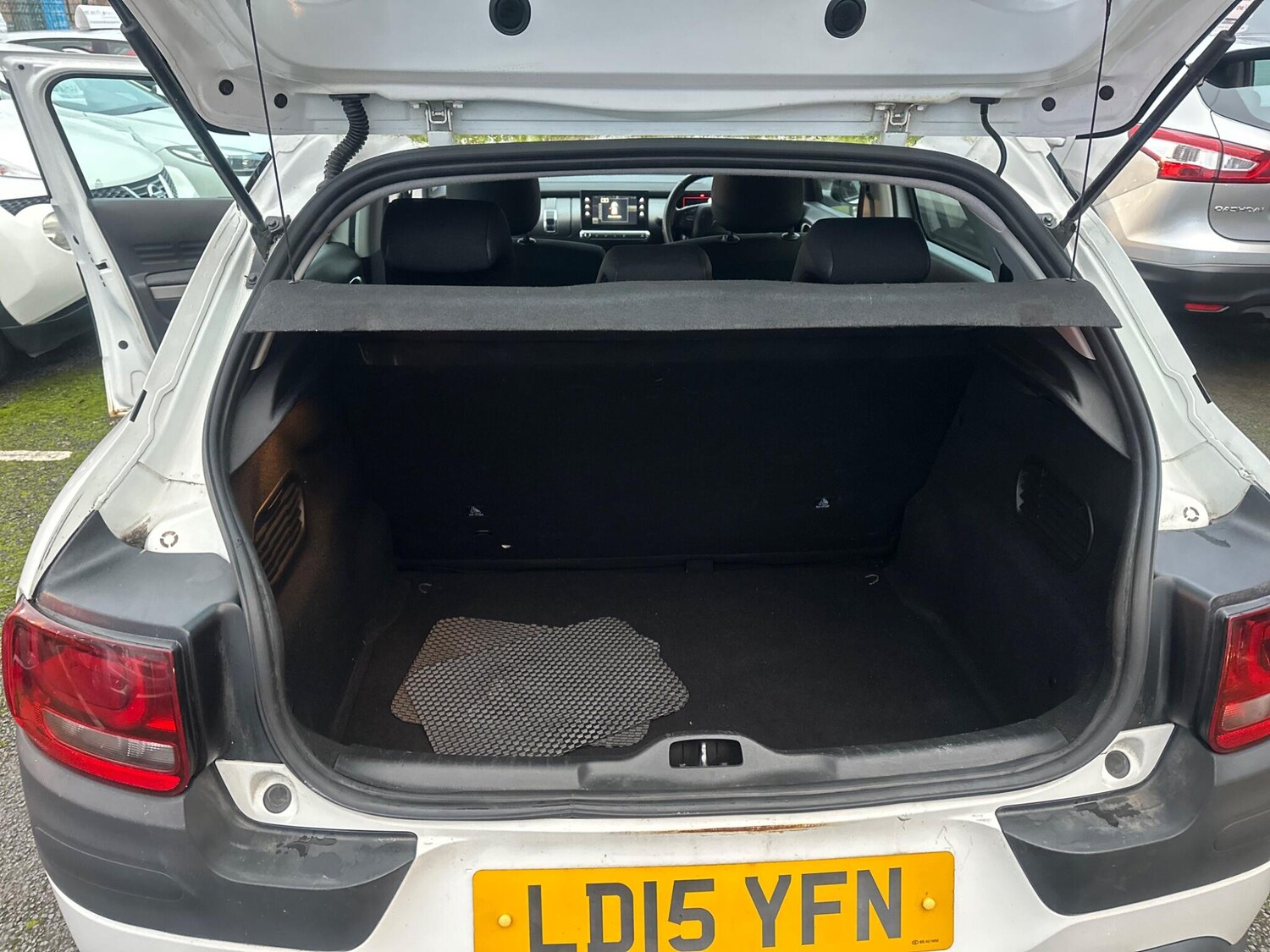 Used Citroen C4 Cactus 2015 for sale - 77605045: Photo 26