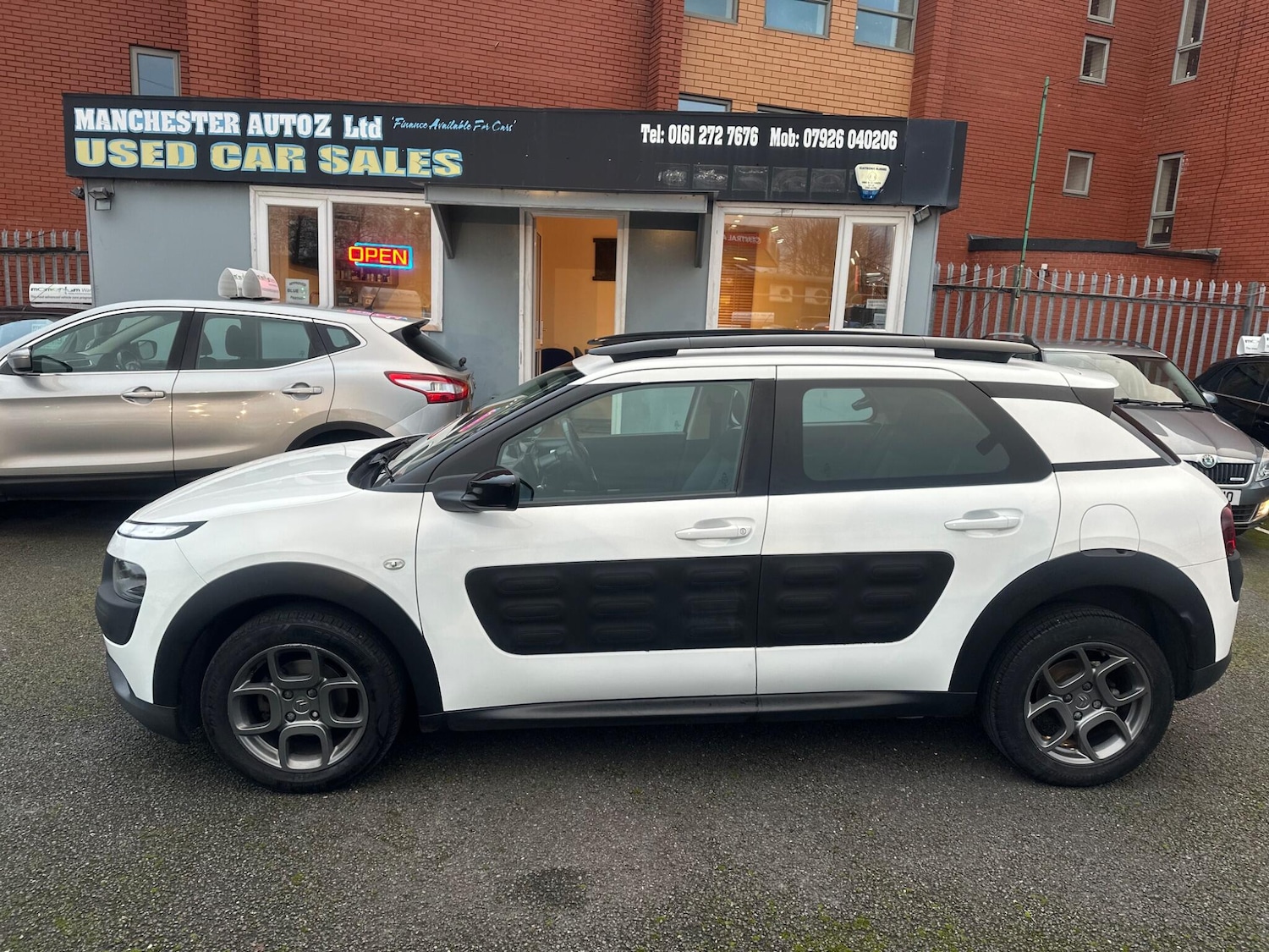 Used Citroen C4 Cactus 2015 for sale - 77605045: Photo 3