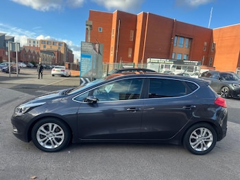 Used Kia Ceed 2014 for sale - 77605046: Photo