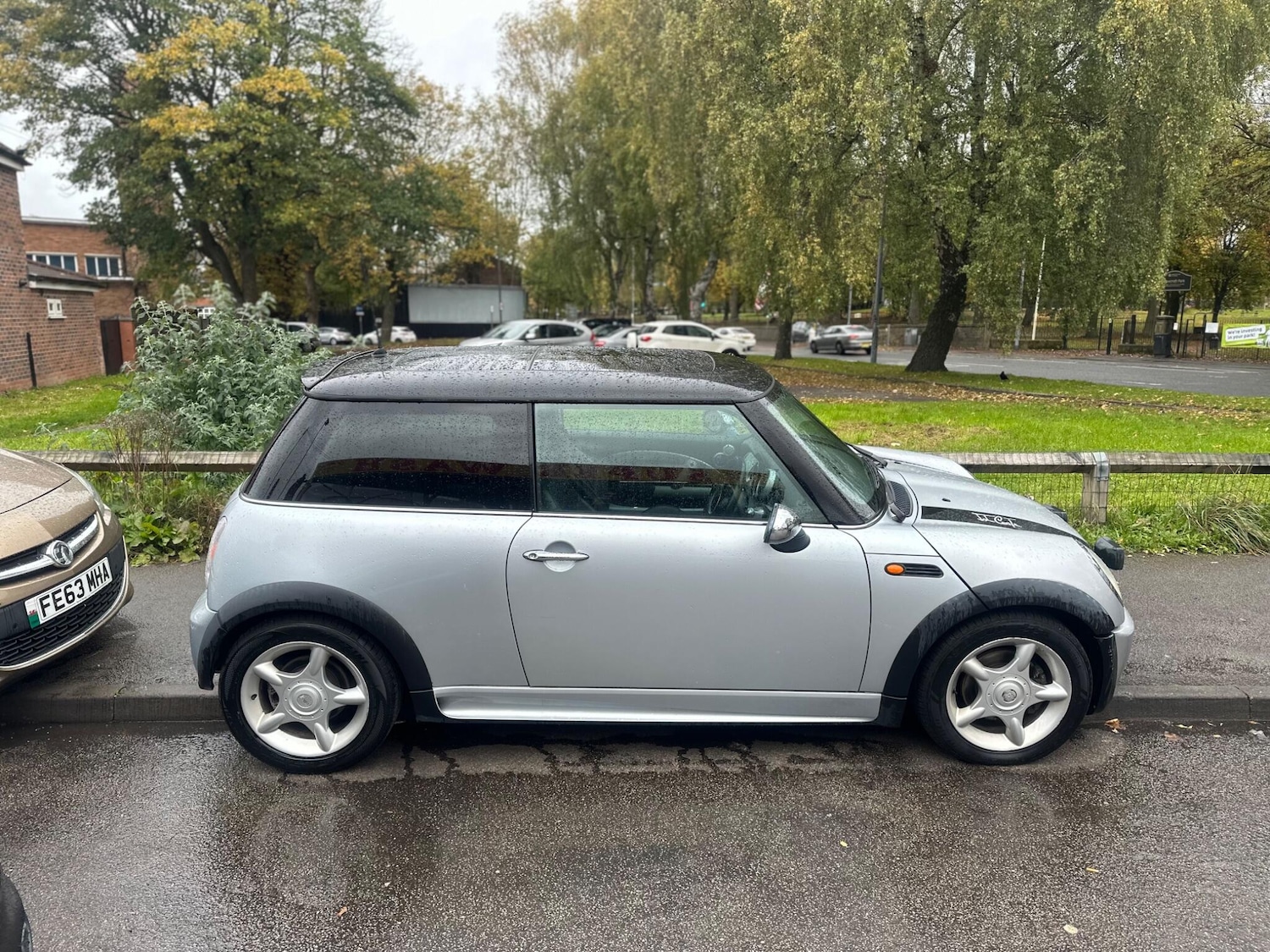 Used MINI Hatch 2004 for sale - 76431879: Photo 21