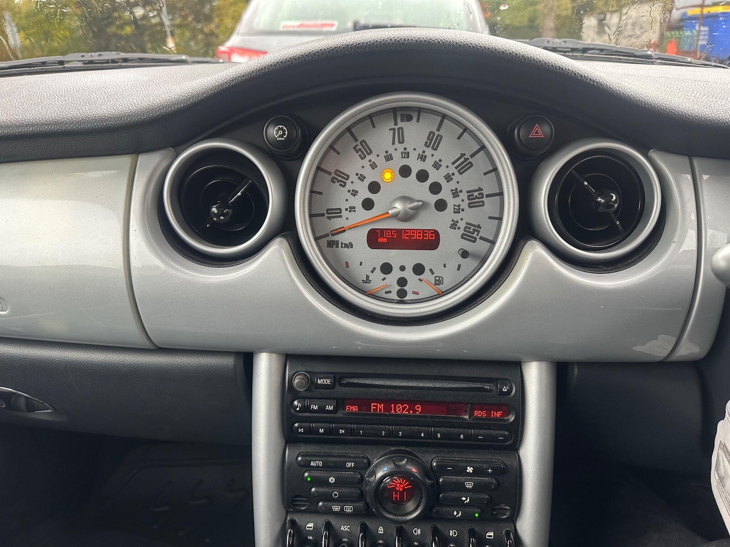 Used MINI Hatch 2004 for sale - 76431879: Photo 30