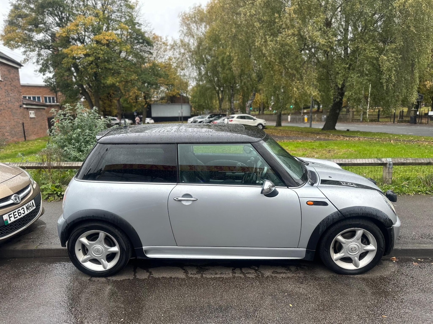 Used MINI Hatch 2004 for sale - 76431879: Photo 5