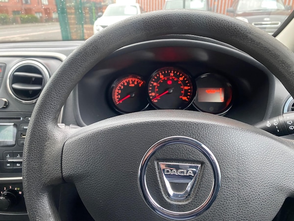 Used Dacia Sandero Stepway 2013 for sale - 74596187: Photo 11