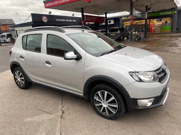 Used Dacia Sandero Stepway 2013 for sale - 74596187: Photo 21
